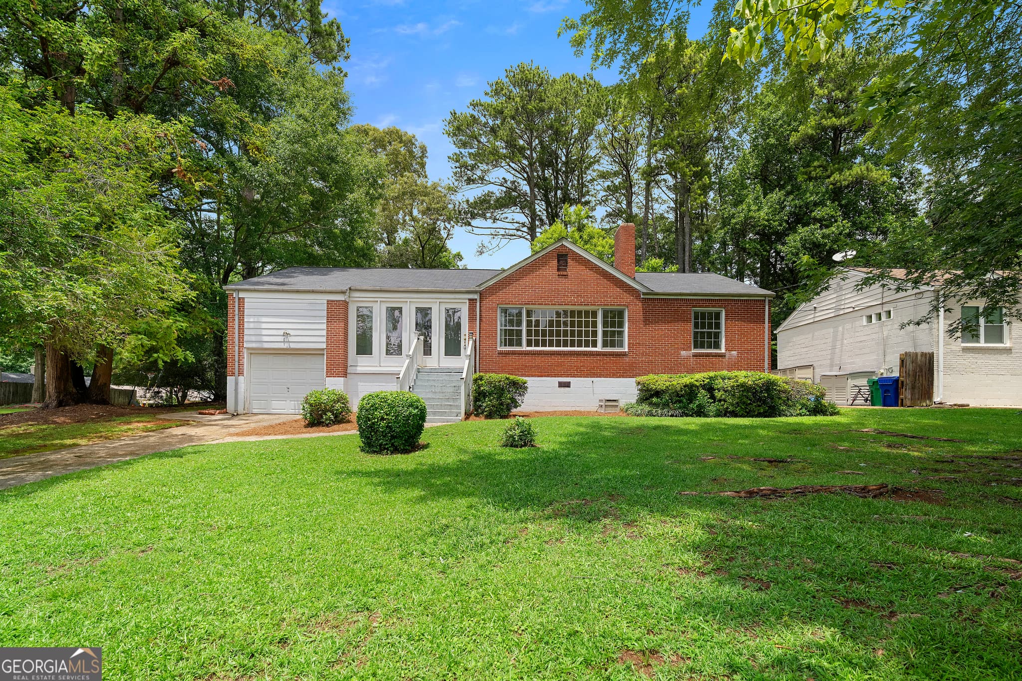 3 bedroom, 1 bathroom, 1,470 sq ft single family residence sold at 2302 Wineleas Road, Decatur, GA 30033