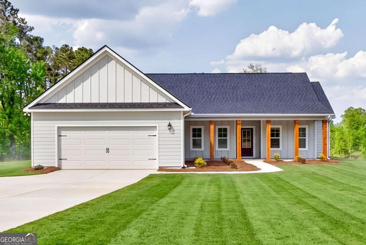 4 bedroom, 2.5 bathroom, 2,170 sq ft single family residence for sale at 490 Bohannon Road 1, Grantville, GA 30220