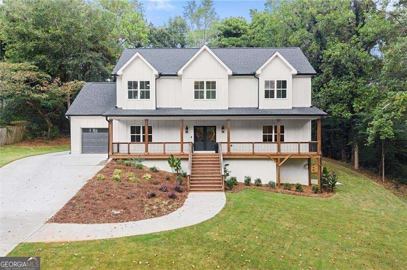 5 bedroom, 4 bathroom, 2,706 sq ft single family residence for sale at 300 Nottingham Drive, Woodstock, GA 30188