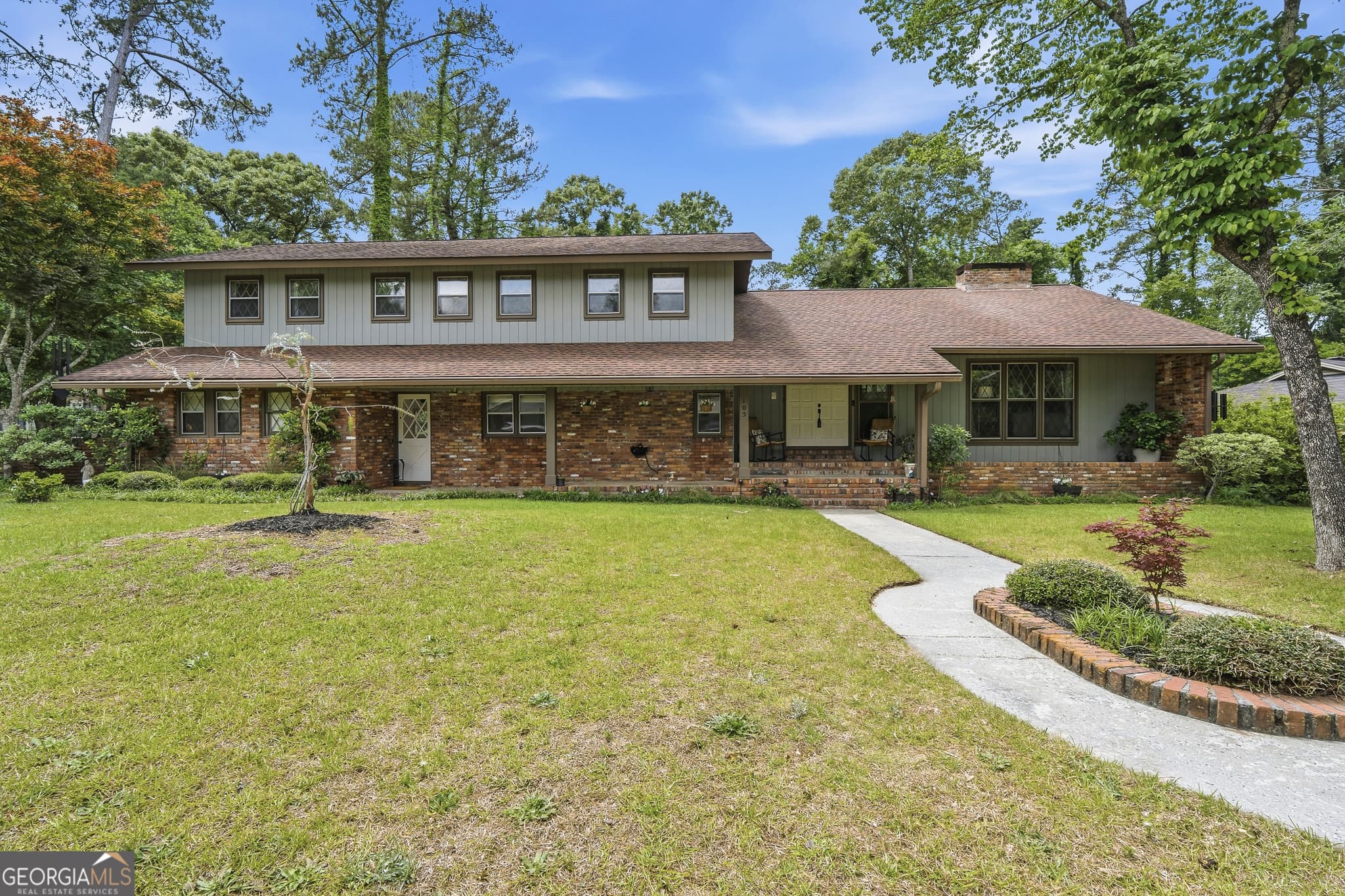4 bedroom, 3 bathroom, 3,063 sq ft single family residence sold at 105 Fox Glen Drive, Warner Robins, GA 31088