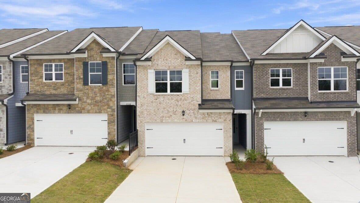 3 bedroom, 2.5 bathroom, 1,857 sq ft townhouse for sale at 2362 Carlton Parkway, Douglasville, GA 30135
