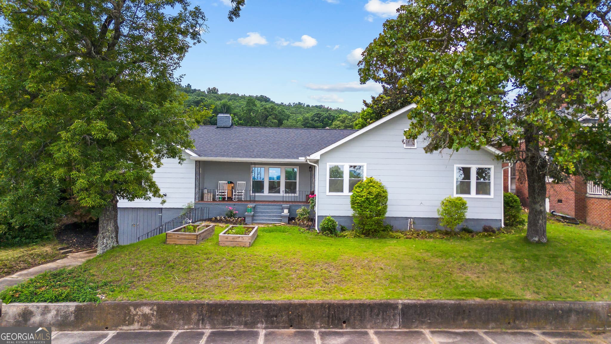 4 bedroom, 3 bathroom, 2,142 sq ft single family residence sold at 36 E 2nd Street, Manchester, GA 31816