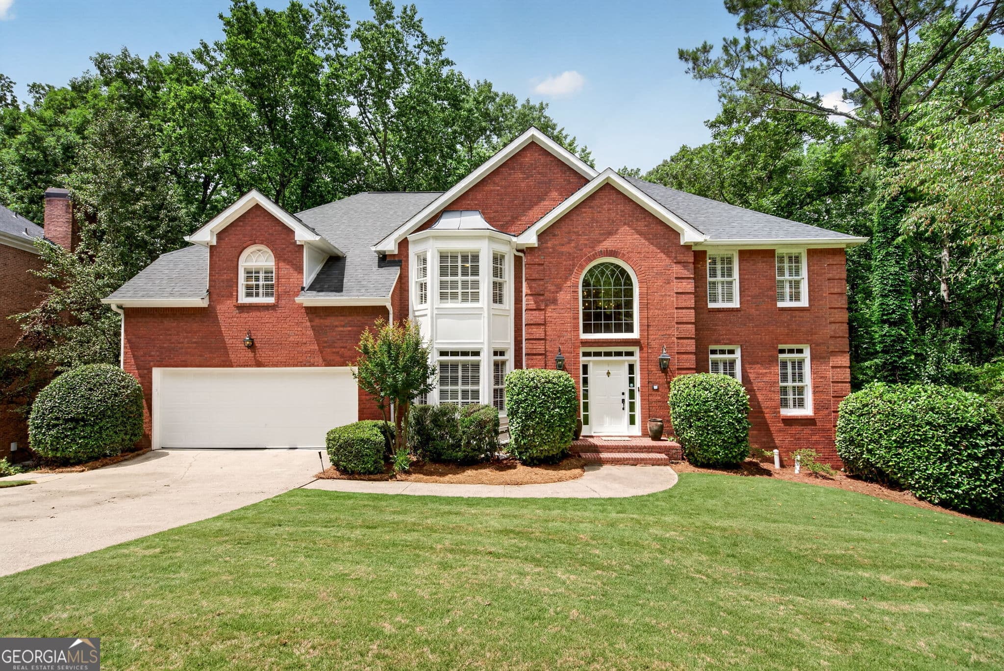 6 bedroom, 4.5 bathroom, 4,874 sq ft single family residence sold at 2042 Old Forge Way, Marietta, GA 30068