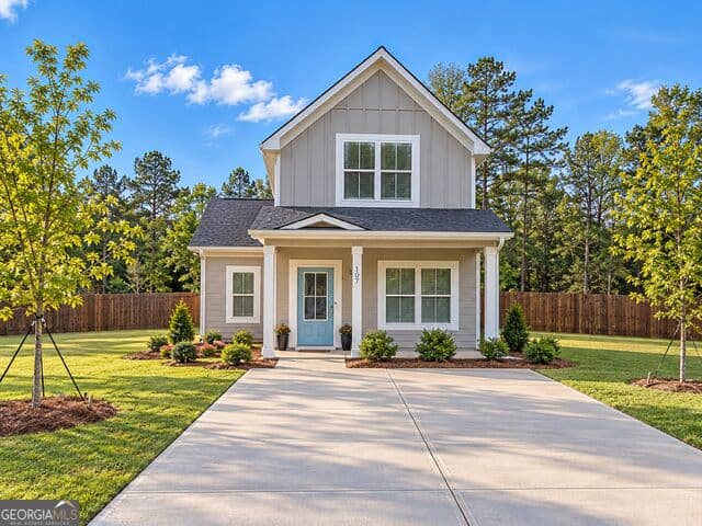 3 bedroom, 2 bathroom, 1,322 sq ft single family residence for sale at 107 Hidden Hills Drive, Carrollton, GA 30117