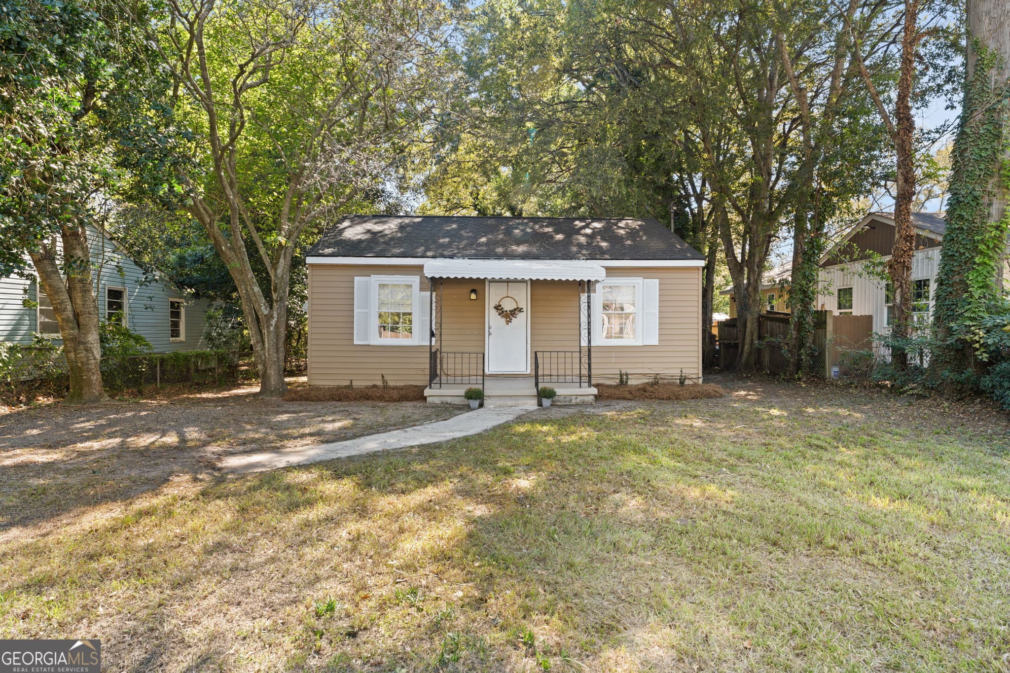 3 bedroom, 1 bathroom, 1,073 sq ft single family residence for sale at 1311 Alma Avenue, Warner Robins, GA 31088