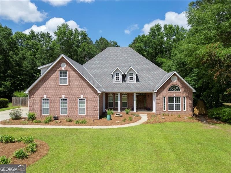 5 bedroom, 3 bathroom, 3,586 sq ft single family residence sold at 102 Seven Pines Court, Perry, GA 31069