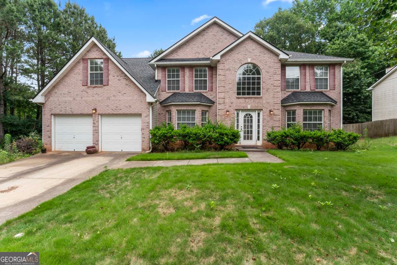 5 bedroom, 3 bathroom, 2,907 sq ft single family residence sold at 4042 Smithfield Trail, Ellenwood, GA 30294