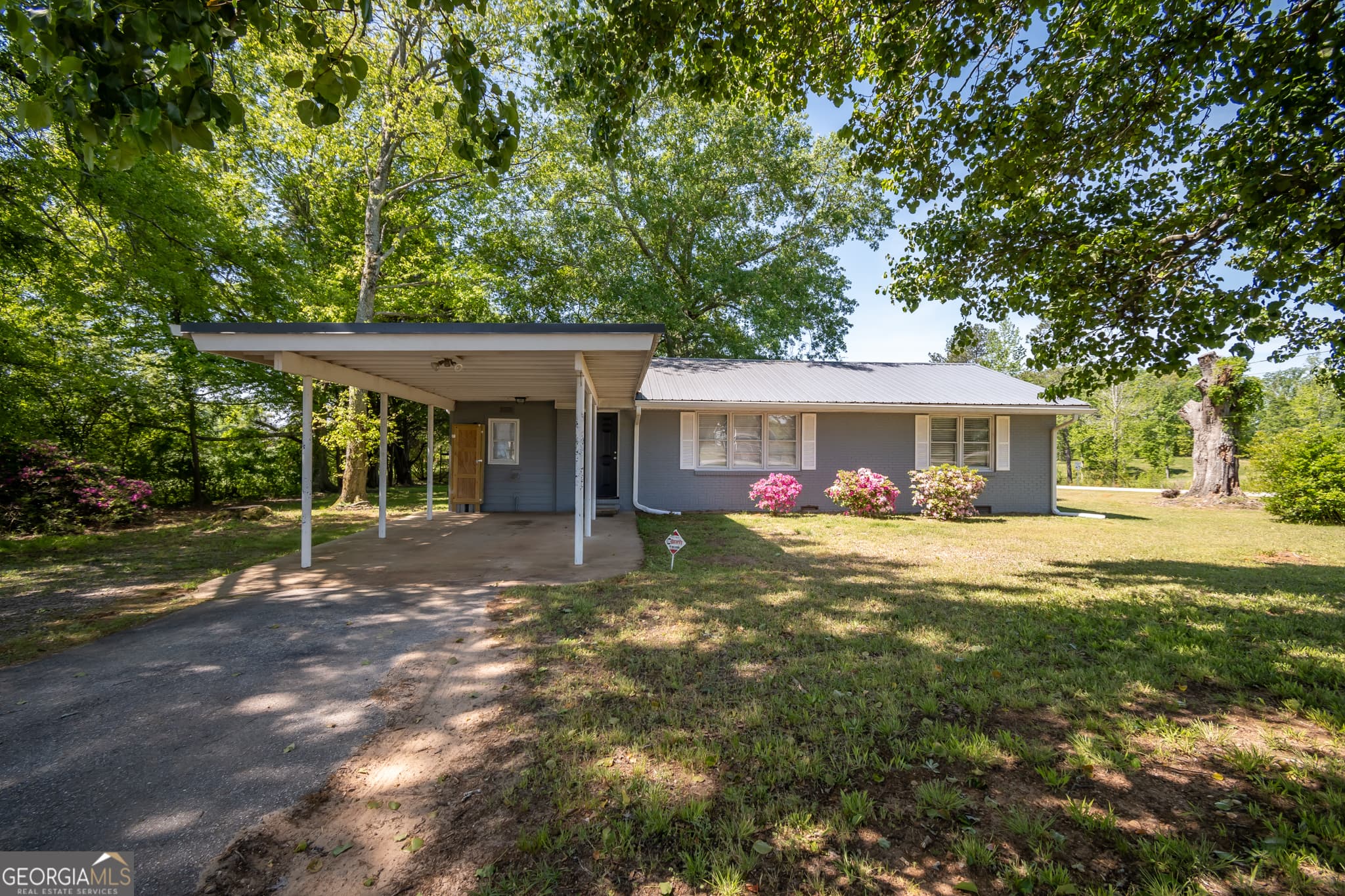 3 bedroom, 1.5 bathroom, 1,092 sq ft single family residence sold at 615 Sanford Road, Hull, GA 30646