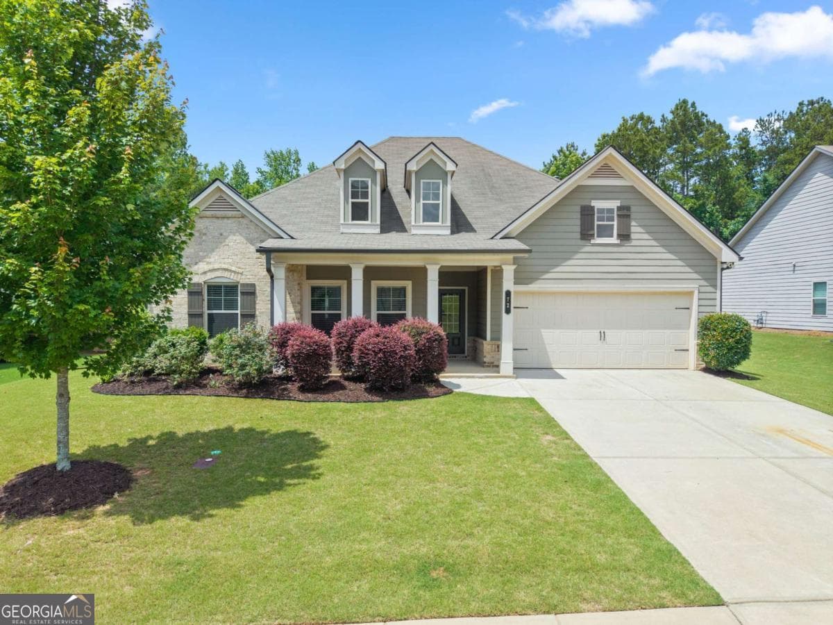 4 bedroom, 3 bathroom, 2,334 sq ft single family residence sold at 72 Blue Billed Crossing, Jefferson, GA 30549