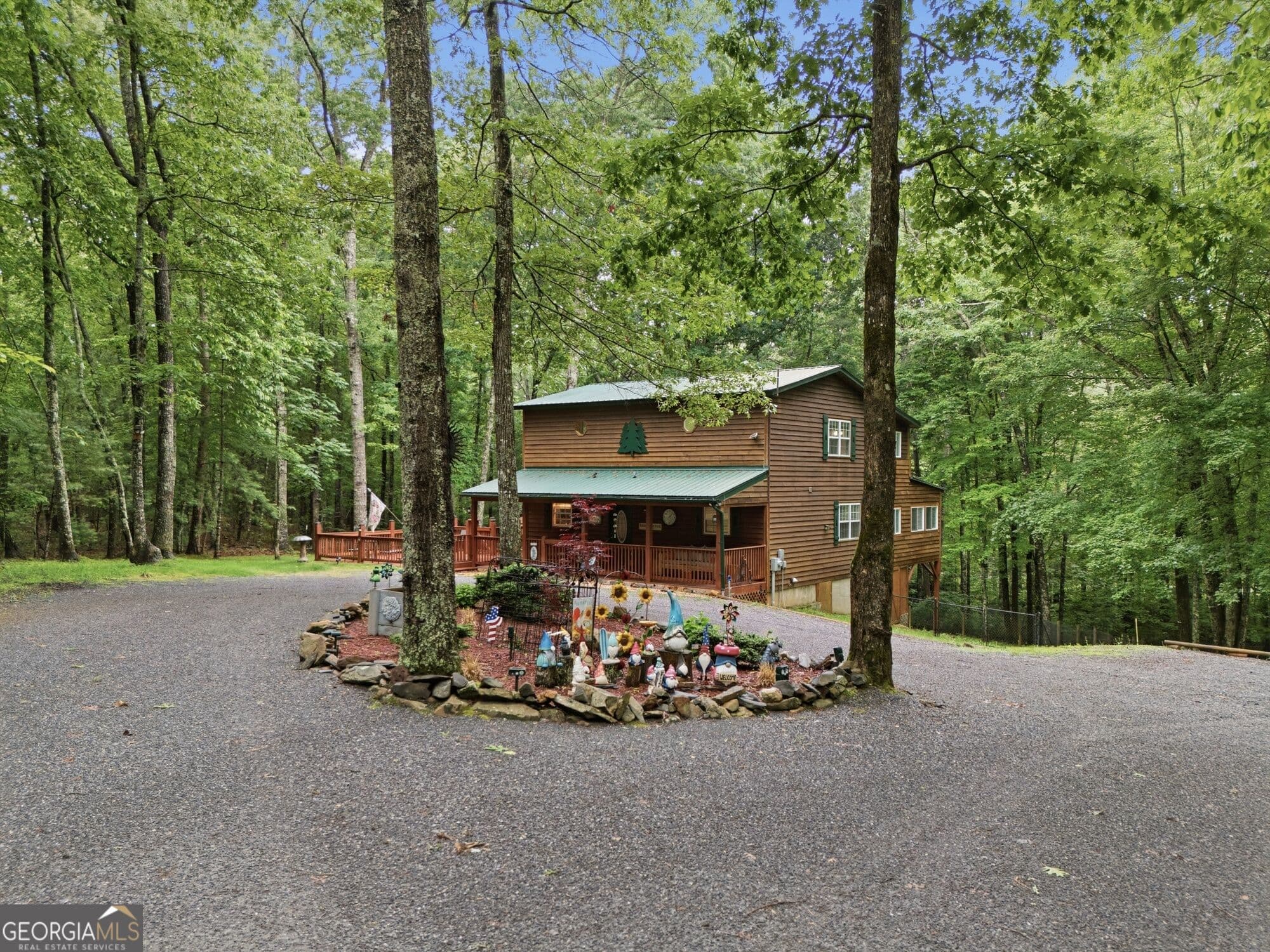 2 bedroom, 2 bathroom cabin,single family residence for sale at 680 Hawthorne Lane, Murphy, NC 28906