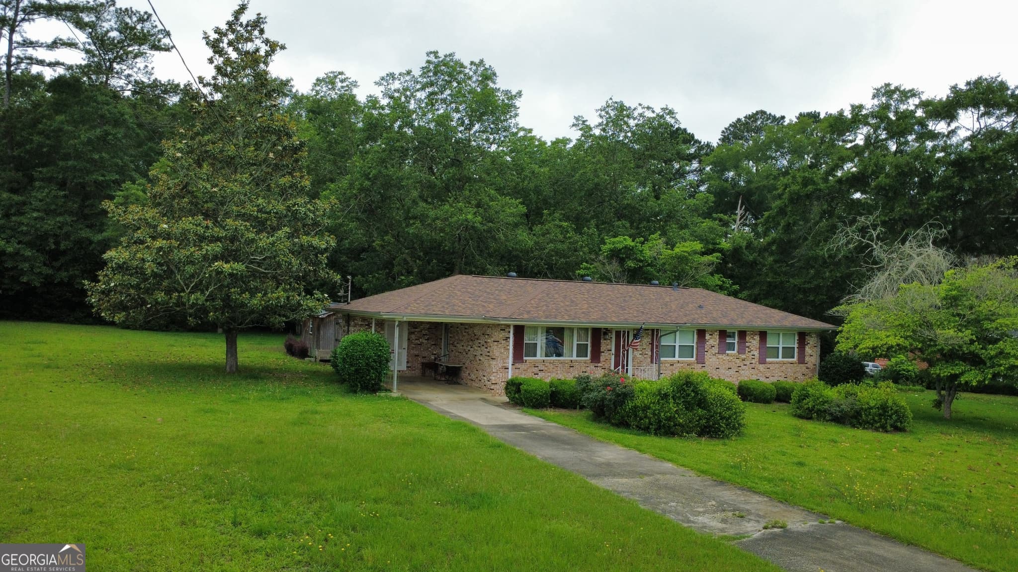 3 bedroom, 1.5 bathroom, 1,248 sq ft single family residence sold at 66 Lakeview Drive, Hawkinsville, GA 31036