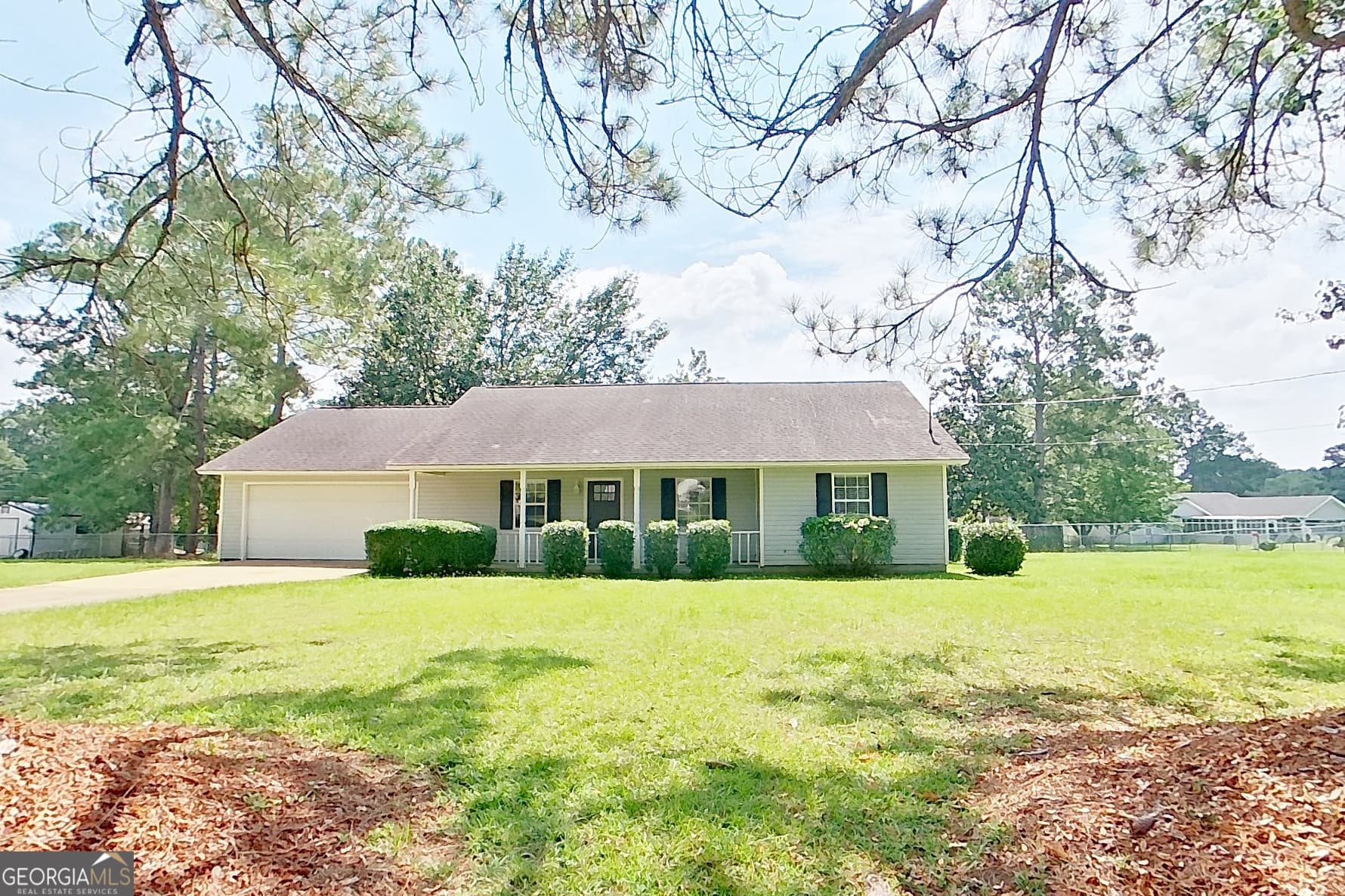 205 Spruce Pine Drive, Thomasville, GA 31757 — most recent listing photo