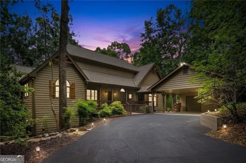 3 bedroom, 3.5 bathroom, 3,836 sq ft cabin,single family residence sold at 4154 Wilderness Parkway, Big Canoe, GA 30143