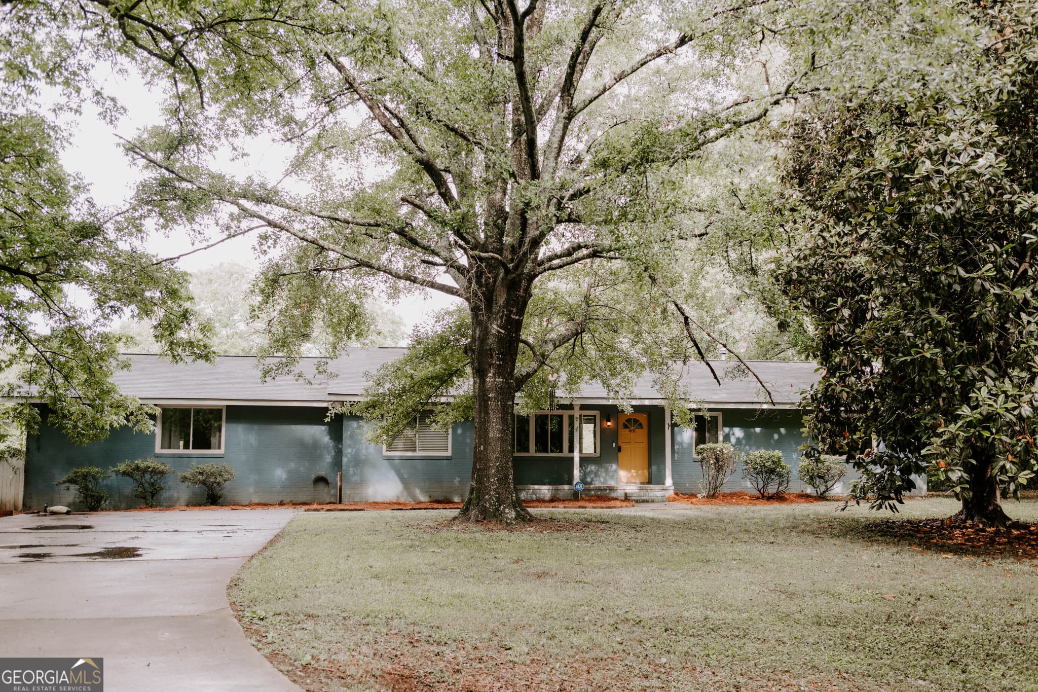 4 bedroom, 2.5 bathroom, 2,237 sq ft single family residence for sale at 481 Skinners Bypass, Milner, GA 30257