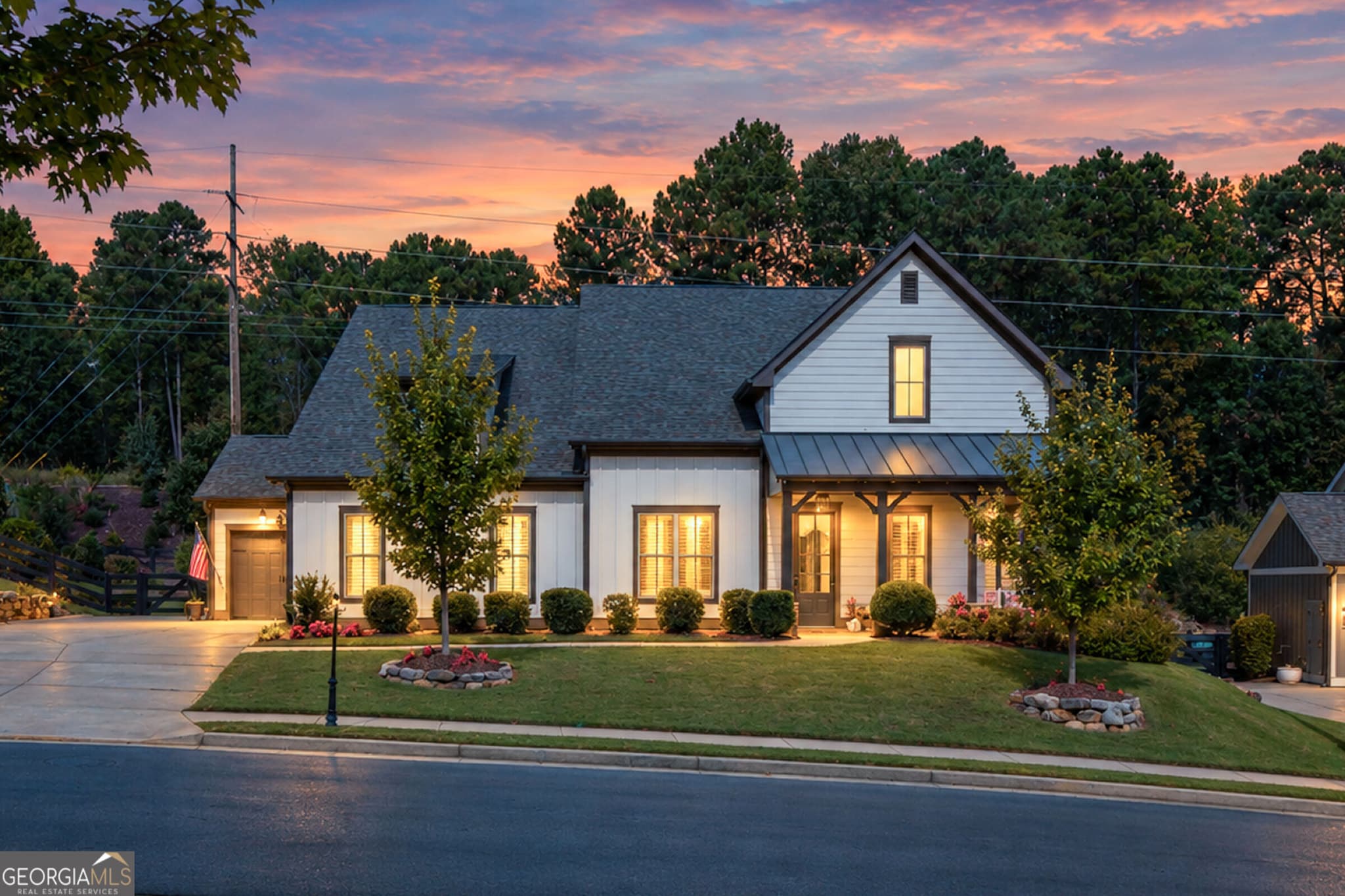 4 bedroom, 3.5 bathroom, 3,375 sq ft single family residence for sale at 123 Waverly Drive, Alpharetta, GA 30004