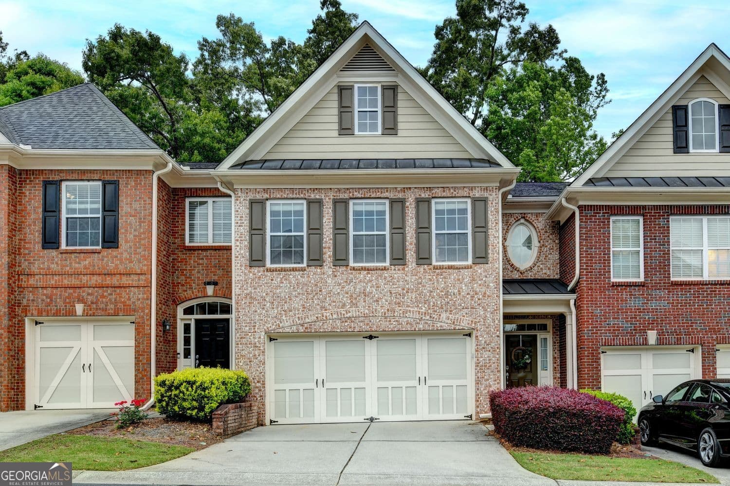 3 bedroom, 2.5 bathroom, 2,288 sq ft townhouse sold at 2404 Strand Avenue, Lawrenceville, GA 30043