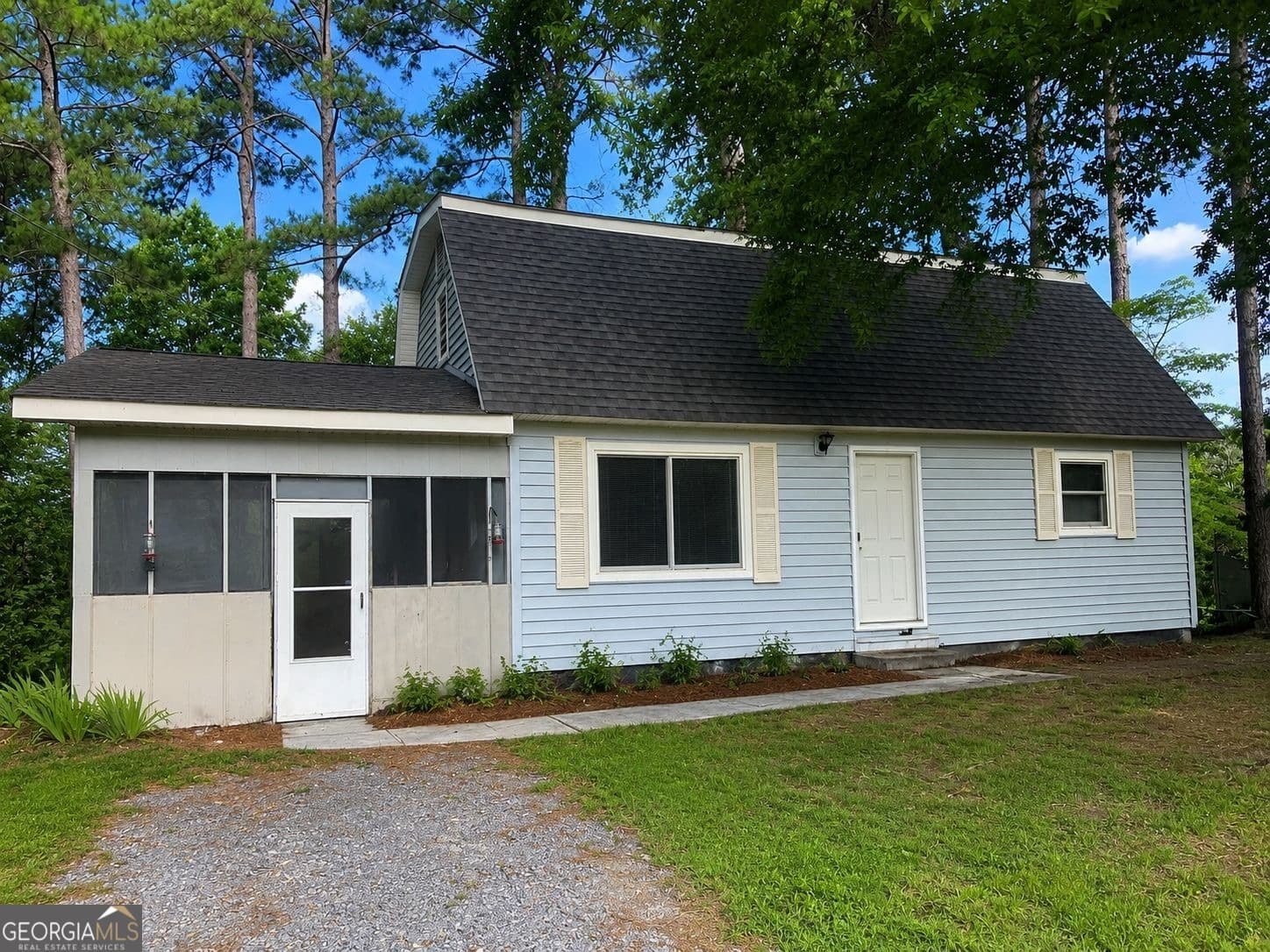 3 bedroom, 2 bathroom, 1,230 sq ft single family residence sold at 1509 Smyrna Church Road, Chatsworth, GA 30705