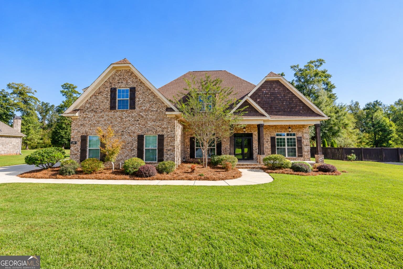 5 bedroom, 3 bathroom, 3,162 sq ft single family residence for sale at 4038 Coosa Drive, Bonaire, GA 31005