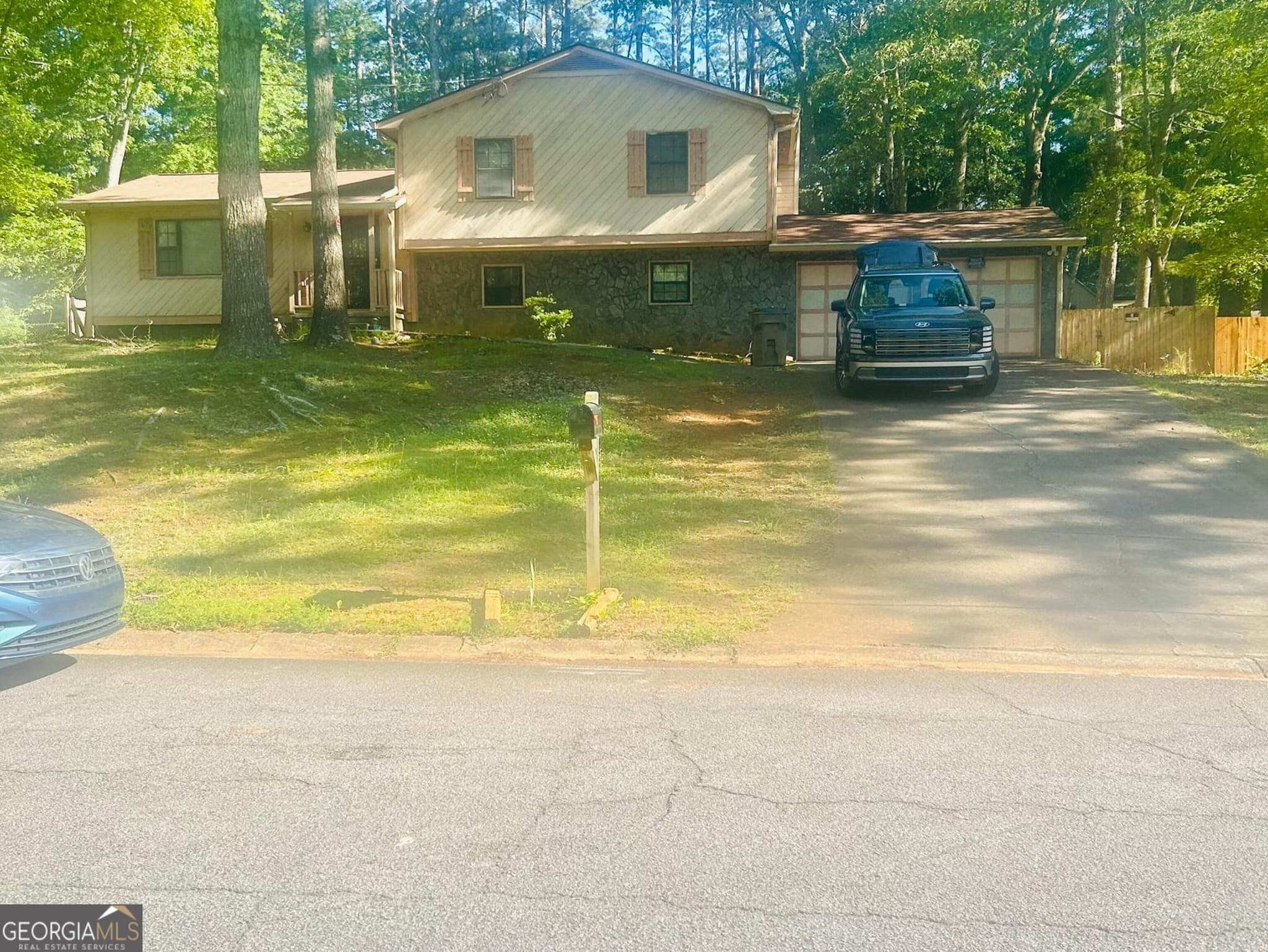 3 bedroom, 2 bathroom, 1,354 sq ft single family residence sold at 70 Hager Drive, Riverdale, GA 30274