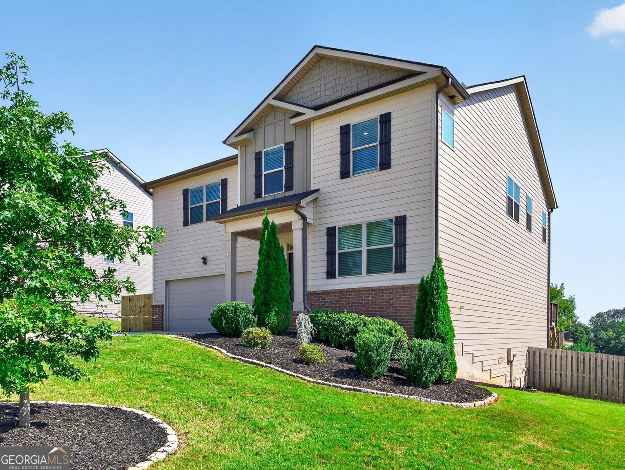 5 bedroom, 3 bathroom, 3,268 sq ft single family residence for sale at 45 Filson Drive, Senoia, GA 30276