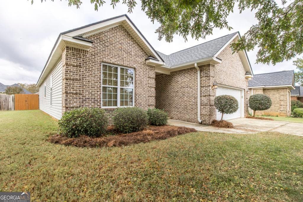 3 bedroom, 2 bathroom, 1,489 sq ft single family residence sold at 115 Montrose Lane, Centerville, GA 31028