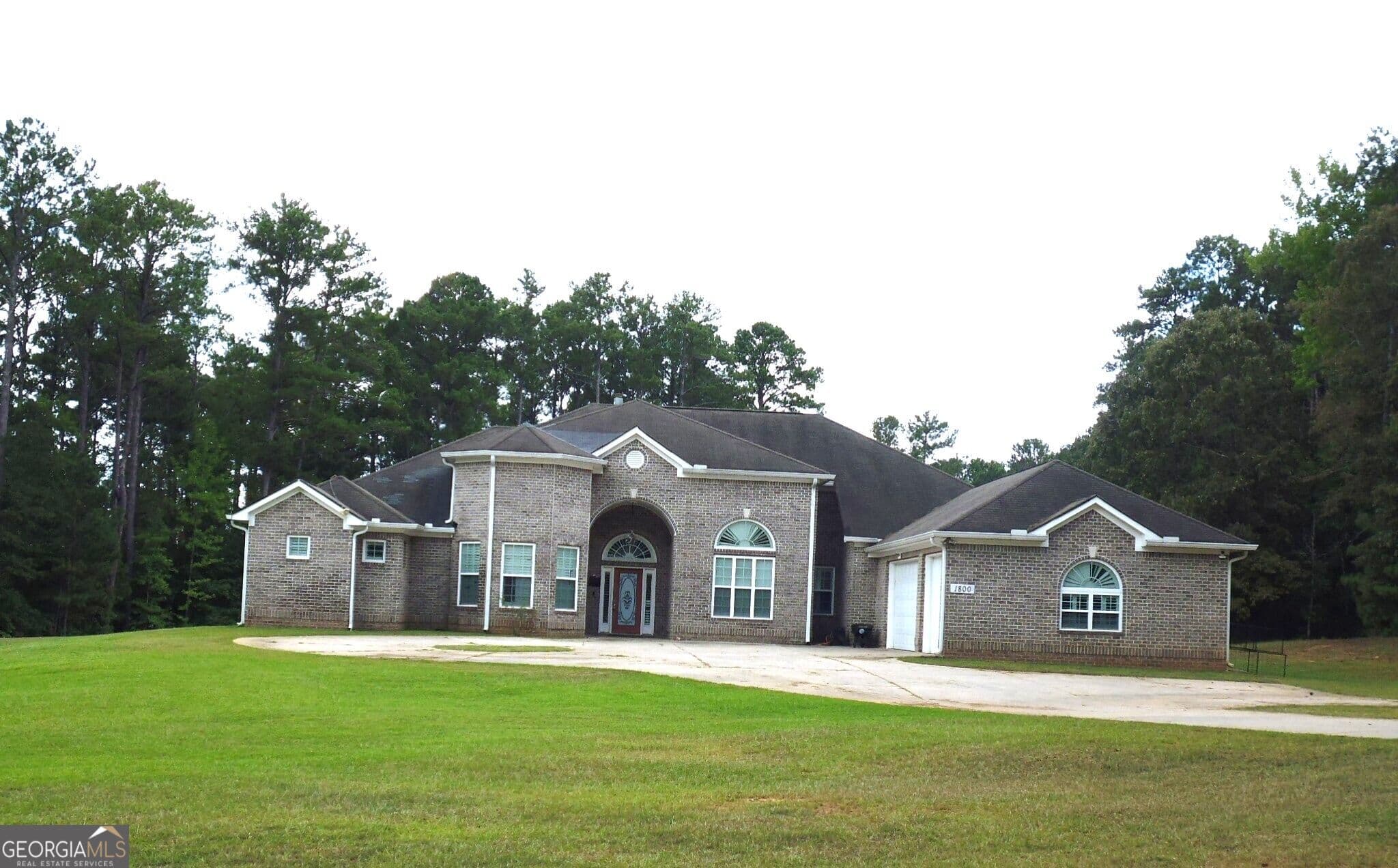 3 bedroom, 3.5 bathroom, 3,652 sq ft single family residence for sale at 1800 W Ellis Road, Griffin, GA 30223