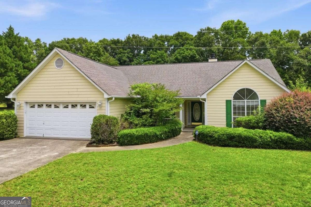 4 bedroom, 2 bathroom, 1,846 sq ft single family residence sold at 111 Laura Ashlyn Court, Mcdonough, GA 30252
