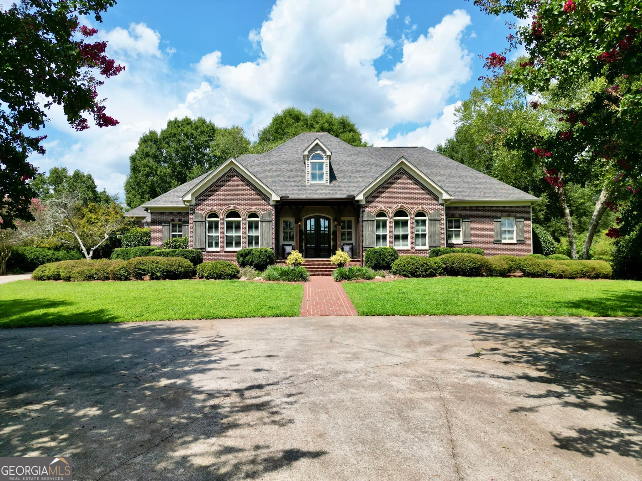 4 bedroom, 3.5 bathroom, 5,835 sq ft single family residence for sale at 200 Shoals Ferry Road, Rome, GA 30161