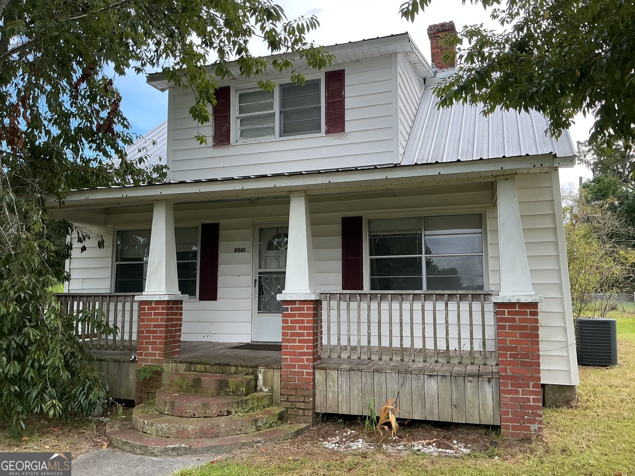 4 bedroom, 1 bathroom, 1,453 sq ft single family residence for sale at 9081 E Oglethorpe Highway, Midway, GA 31320
