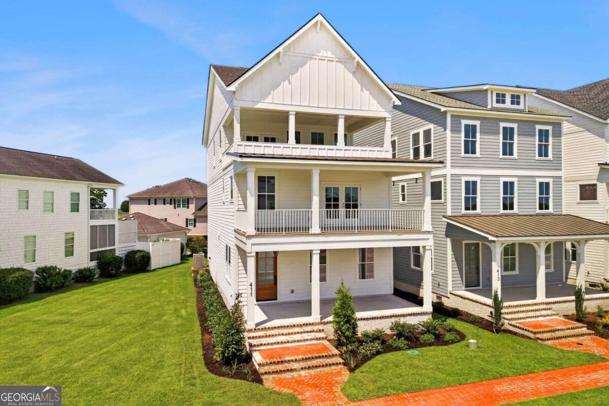 4 bedroom, 3.5 bathroom, 3,685 sq ft single family residence for sale at 411 Reserve Way, Savannah, GA 31401