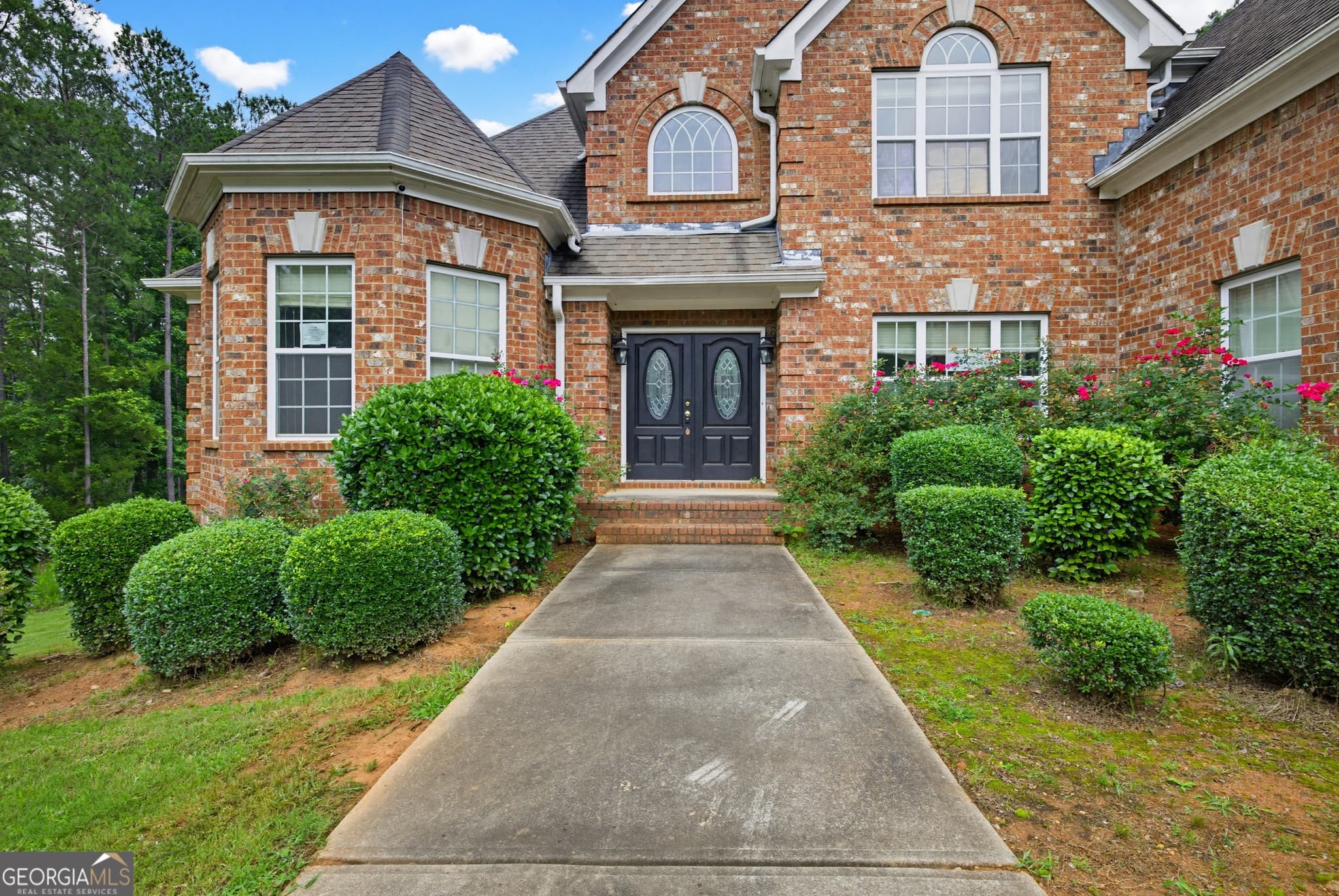 4 bedroom, 5 bathroom, 7,122 sq ft single family residence sold at 1423 Swiftwater Circle, Mcdonough, GA 30252
