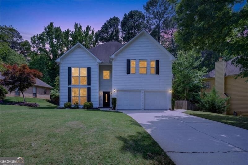 4 bedroom, 2.5 bathroom, 2,319 sq ft single family residence sold at 371 Shyrewood Drive, Lawrenceville, GA 30043
