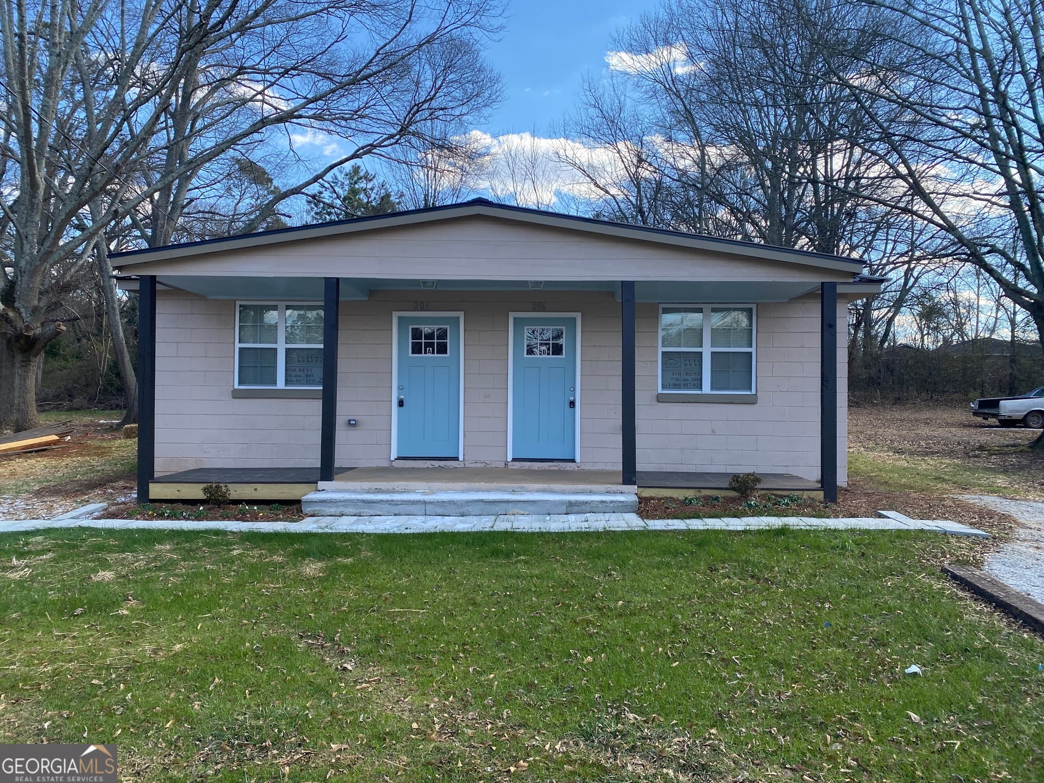 1 bedroom, 1 bathroom, 662 sq ft duplex for rent at 206 SORRELLS Street A, Monroe, GA 30655 for $1,050 a month