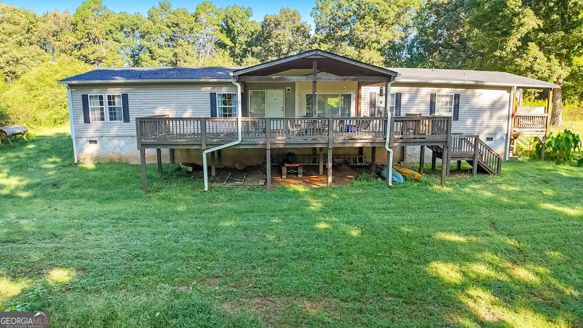 4 bedroom, 2 bathroom, 2,280 sq ft manufactured home,single family residence under contract at 701 Hollywood Church Road, Clarkesville, GA 30523