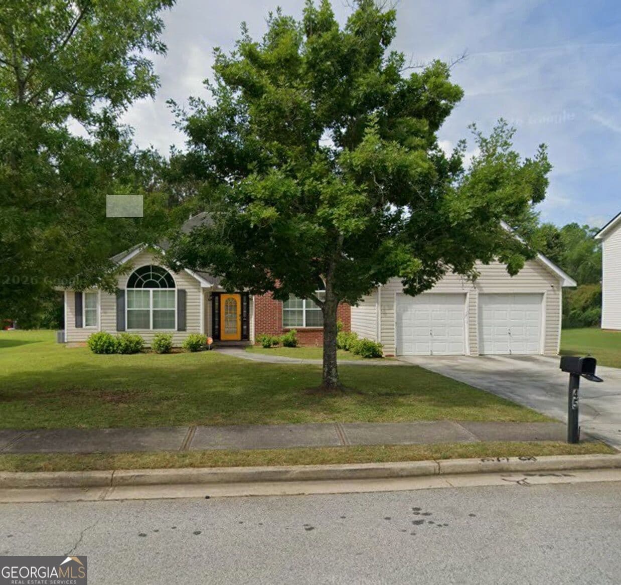 7 bedroom, 3.5 bathroom, 2,403 sq ft single family residence for sale at 45 Lakeview Crossing Drive, Covington, GA 30016