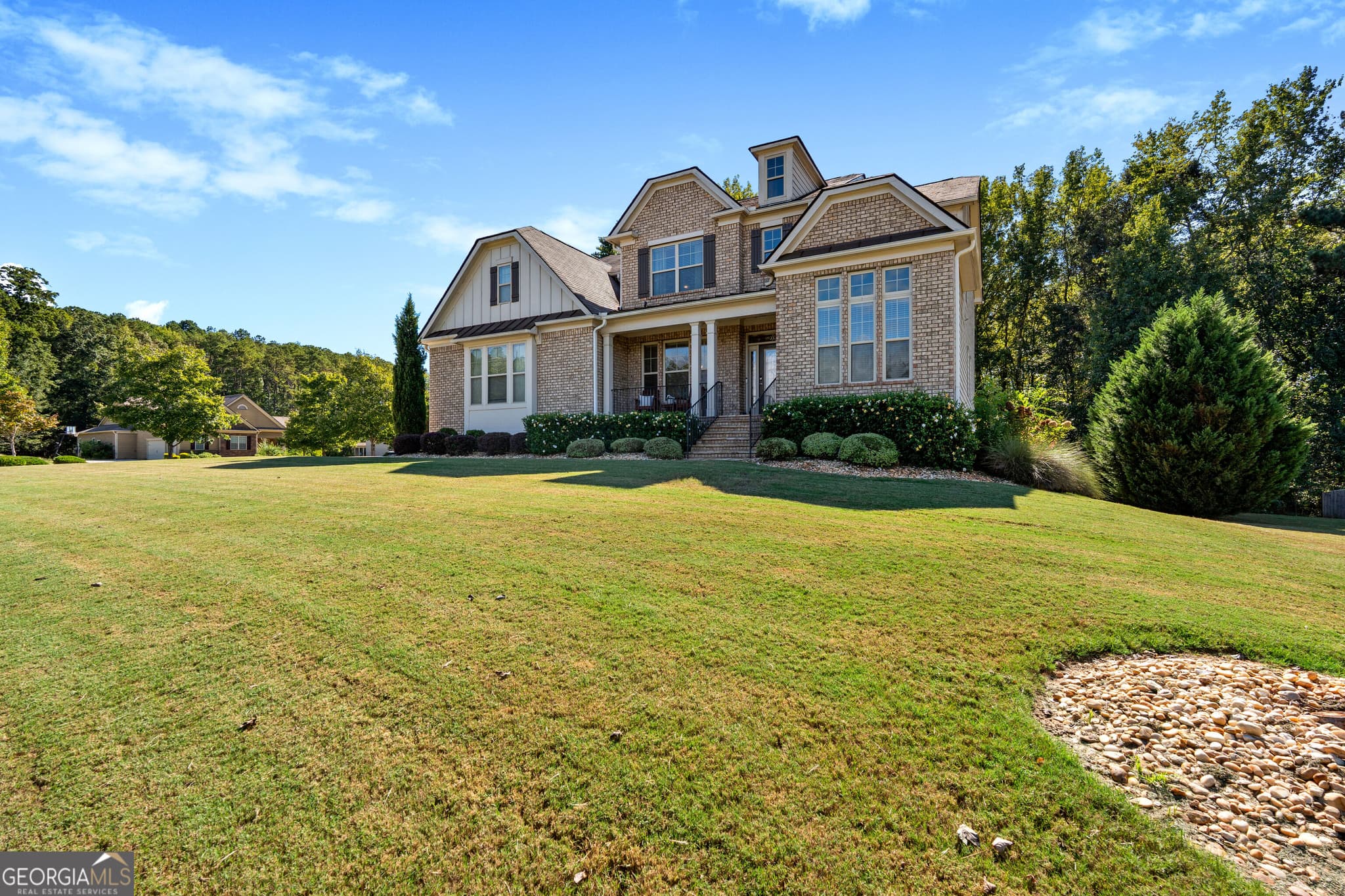 5 bedroom, 4.5 bathroom, 4,106 sq ft single family residence for sale at 125 Bergen Drive, Fayetteville, GA 30215
