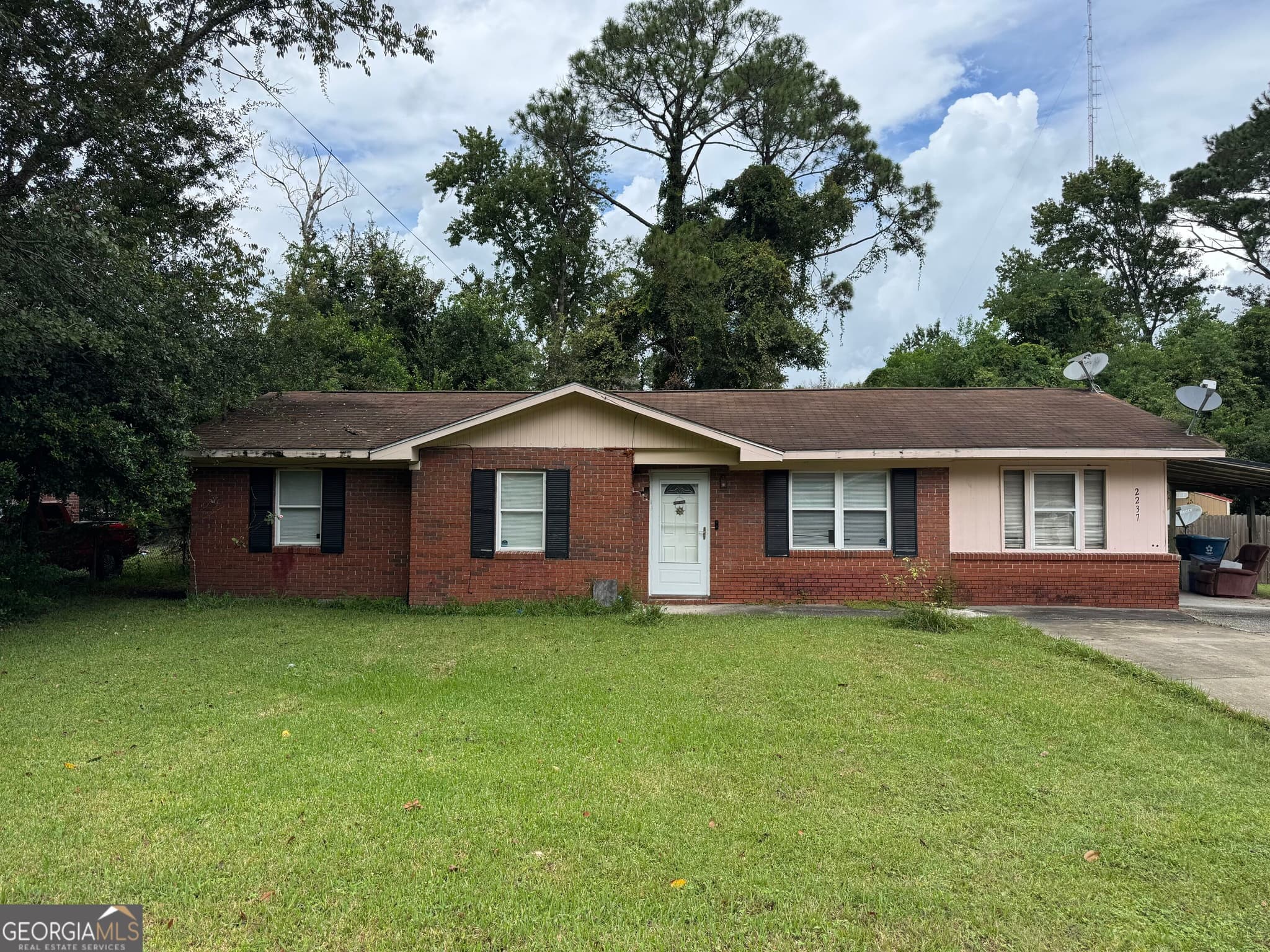 3 bedroom, 1.5 bathroom, 1,247 sq ft single family residence for sale at 2237 Formosa Circle, Brunswick, GA 31520