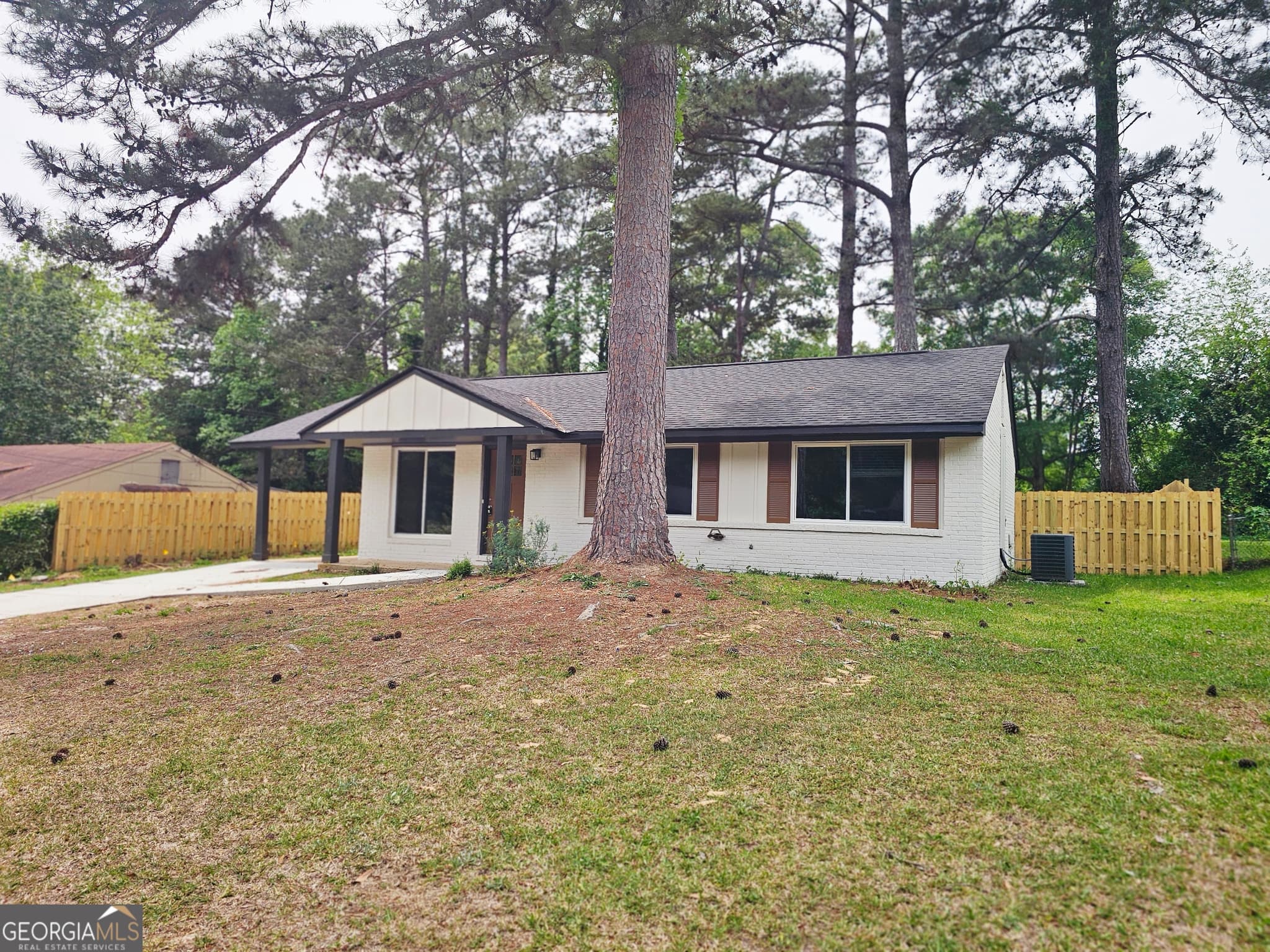 3 bedroom, 1.5 bathroom, 1,053 sq ft single family residence for sale at 8307 Twin Chapel Drive, Columbus, GA 31904