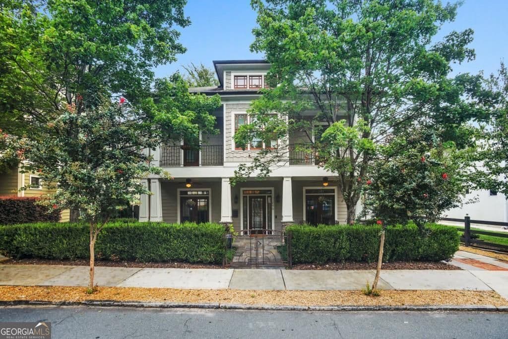 4 bedroom, 3.5 bathroom, 3,201 sq ft single family residence sold at 175 Sampson Street, Atlanta, GA 30312