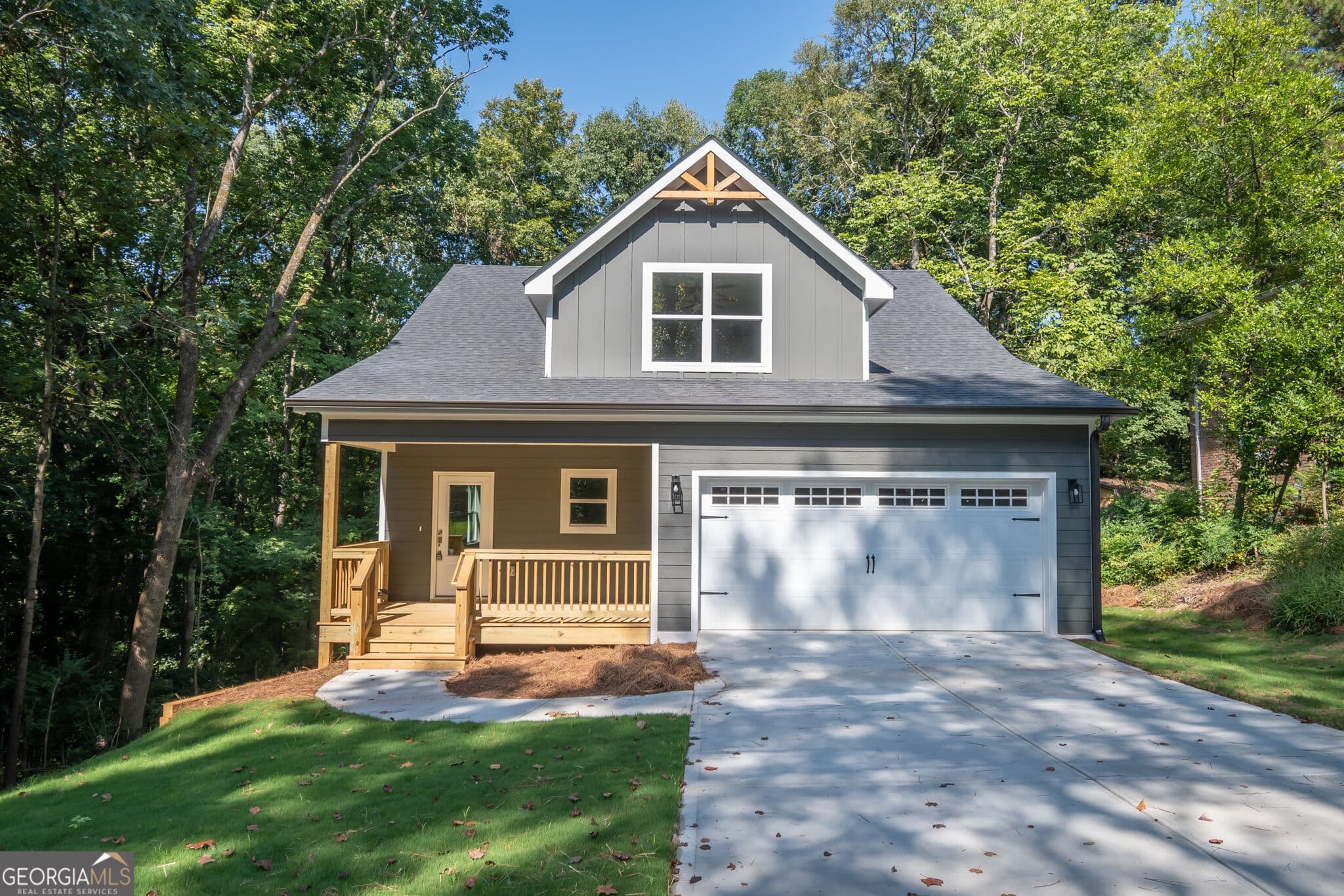 3 bedroom, 3.5 bathroom, 2,100 sq ft single family residence for sale at 380 University Circle, Athens, GA 30605