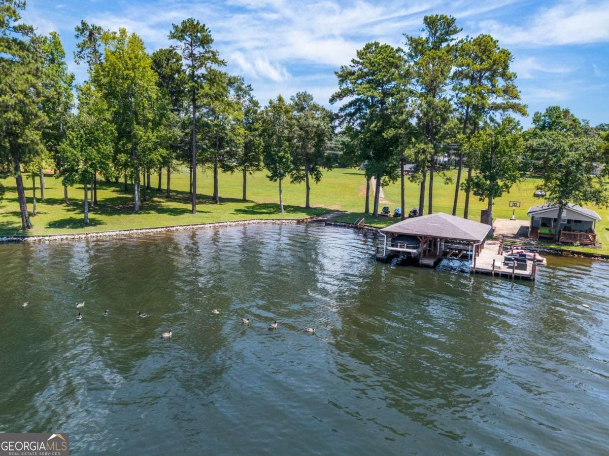 5 bedroom, 3.5 bathroom, 2,955 sq ft single family residence for sale at 138 SE Spurgeon Drive, Milledgeville, GA 31061