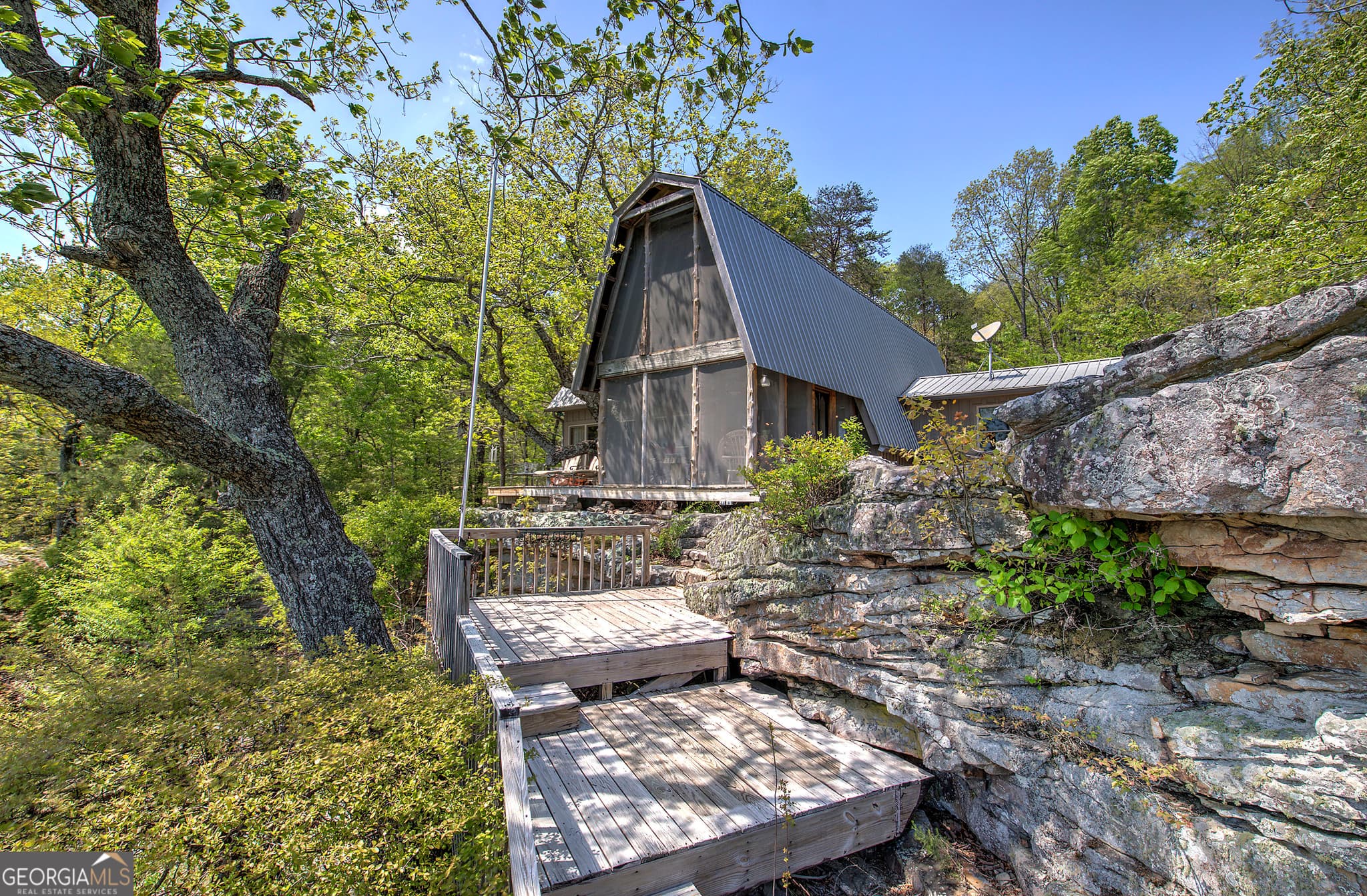 2 bedroom, 2.5 bathroom, 1,643 sq ft cabin,single family residence sold at 604 Marigold Drive, Menlo, GA 30731
