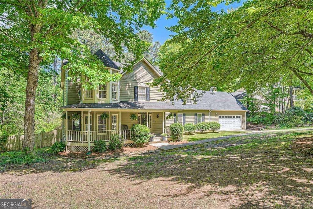 4 bedroom, 2.5 bathroom, 3,696 sq ft single family residence for sale at 125 Picketts Lake Drive, Acworth, GA 30101