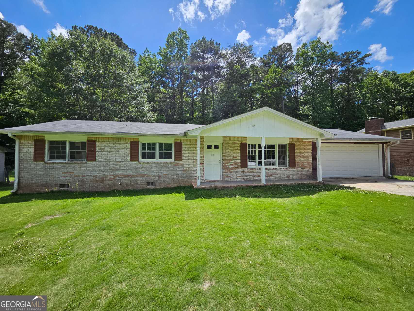 5 bedroom, 3 bathroom, 2,434 sq ft single family residence sold at 2515 Windmere Drive, Norcross, GA 30071