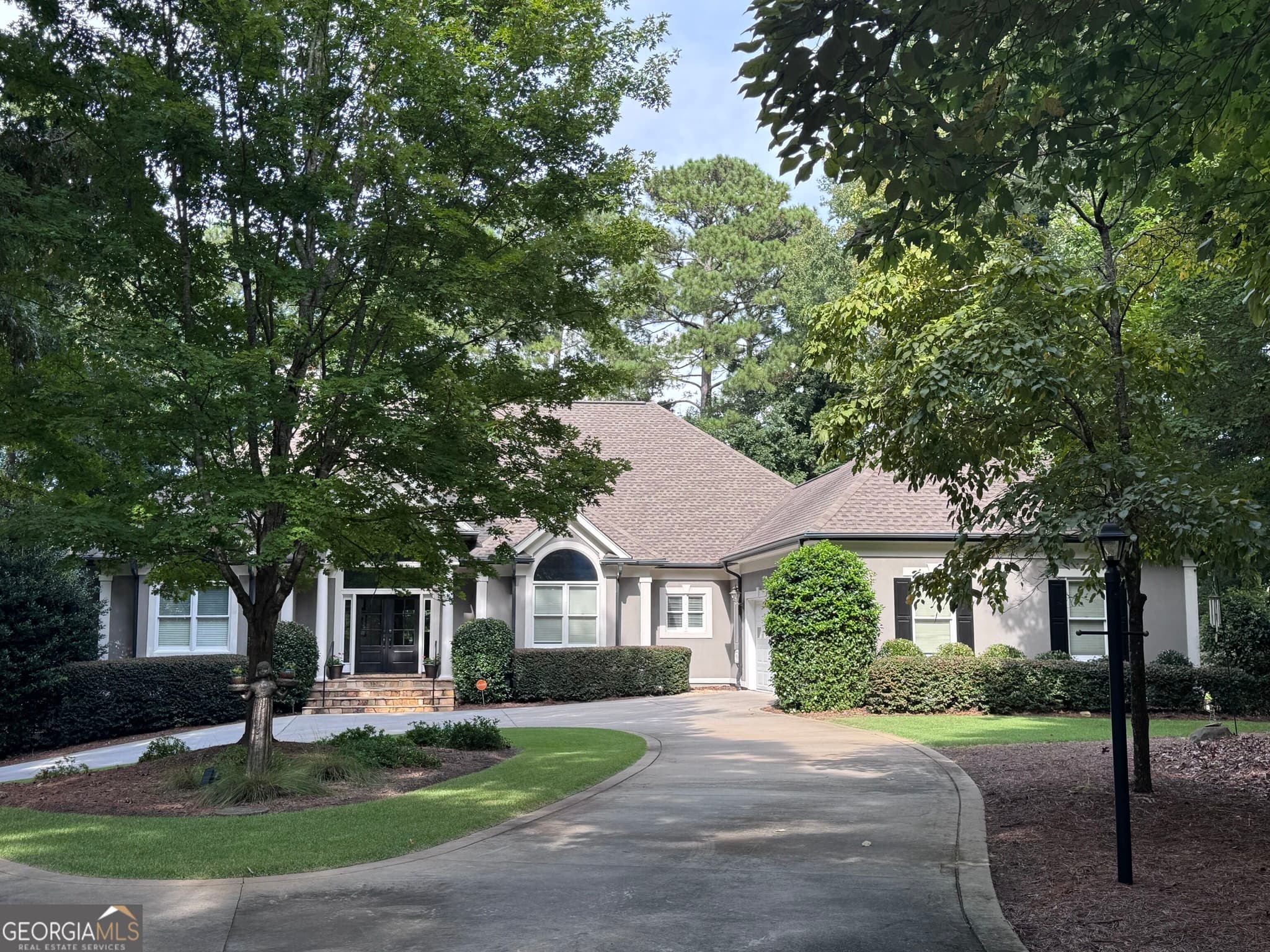 6 bedroom, 5.5 bathroom, 6,400 sq ft single family residence for sale at 1081 Crackers Neck Road, Greensboro, GA 30642