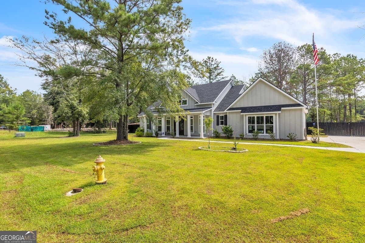 4 bedroom, 3 bathroom single family residence sold at 17 Lakeview Drive, Guyton, GA 31312