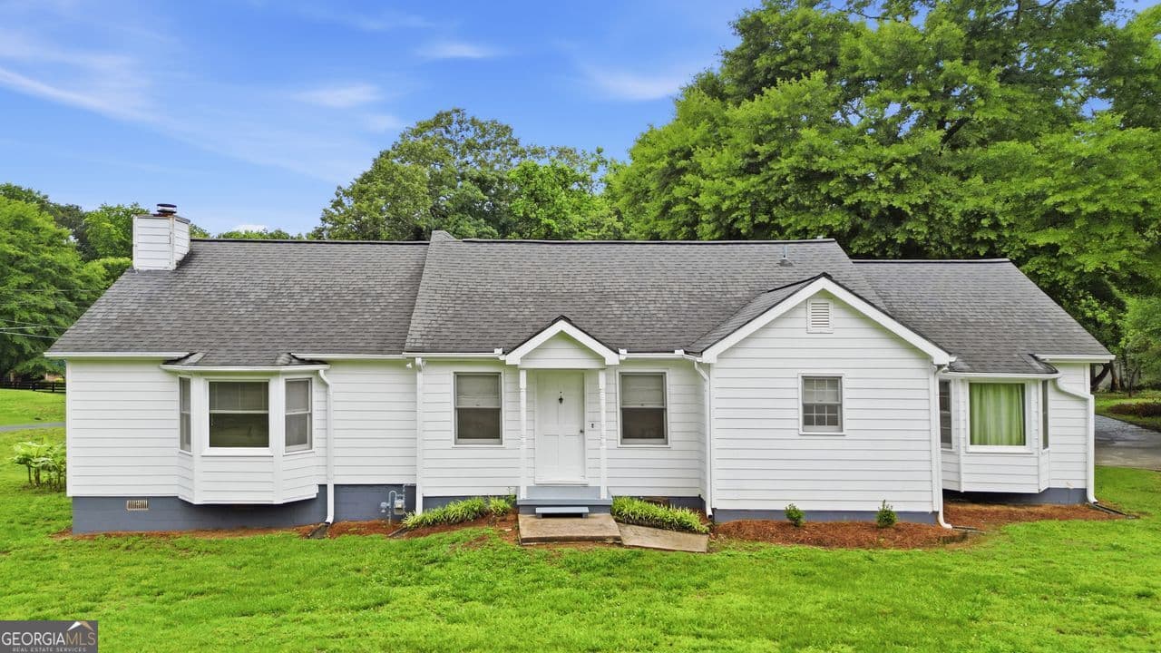 3 bedroom, 2 bathroom, 2,372 sq ft single family residence sold at 4269 E Cherokee Drive, Canton, GA 30115