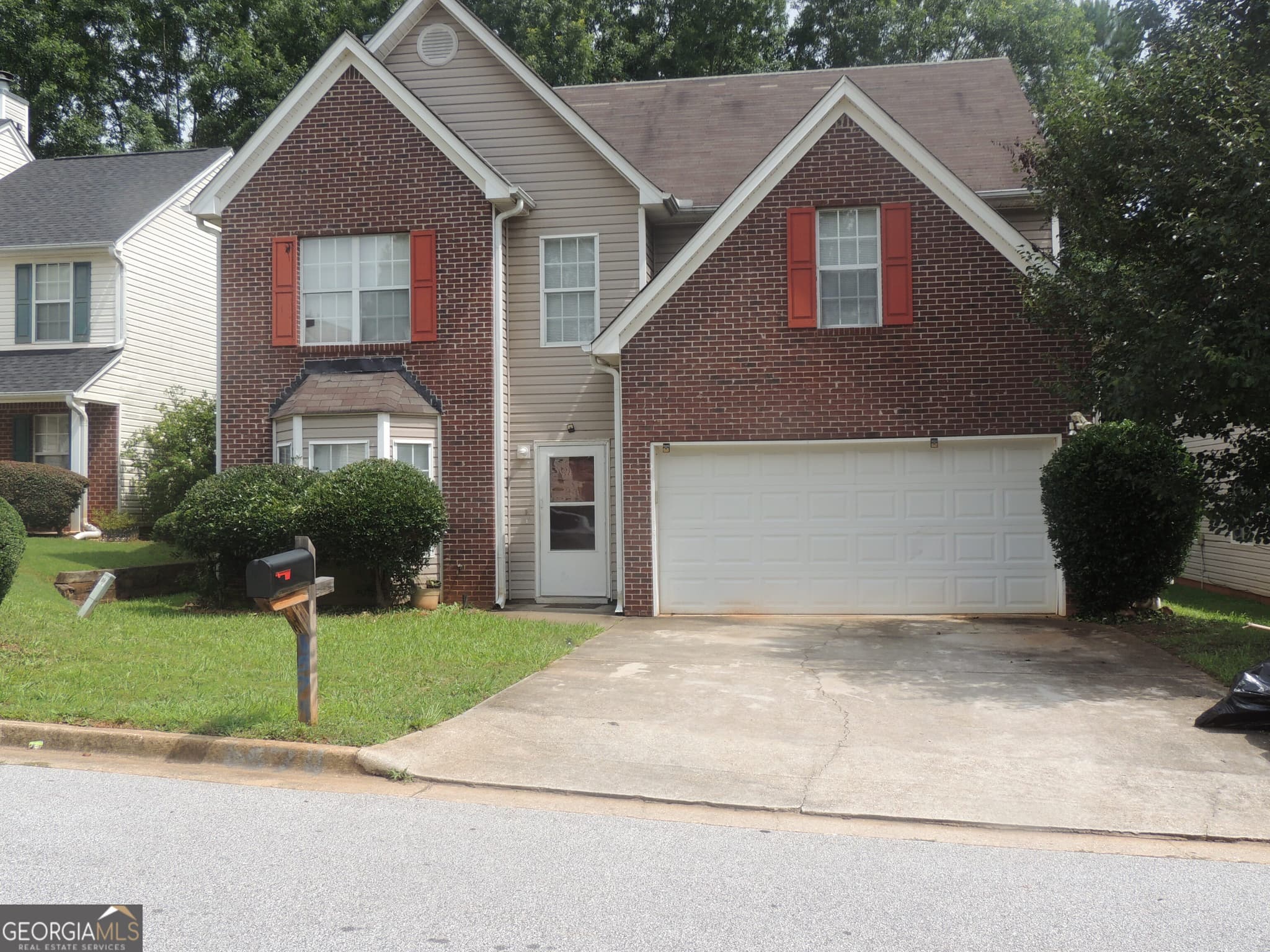 4 bedroom, 2.5 bathroom, 2,248 sq ft single family residence for sale at 6574 Lake Mill Trace, Lithonia, GA 30038