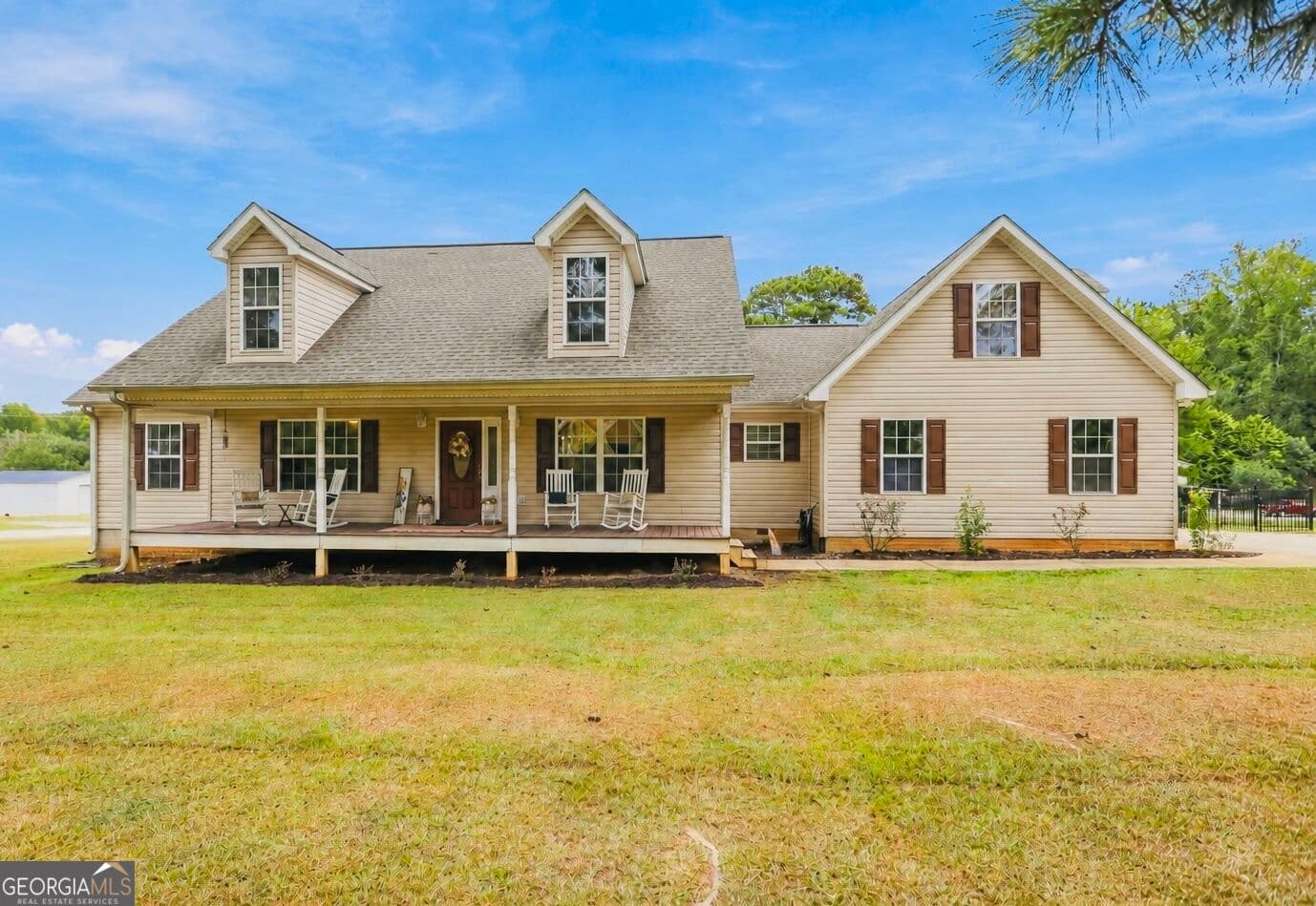 4 bedroom, 2.5 bathroom, 1,683 sq ft single family residence for sale at 405 Turner Road, Newnan, GA 30263