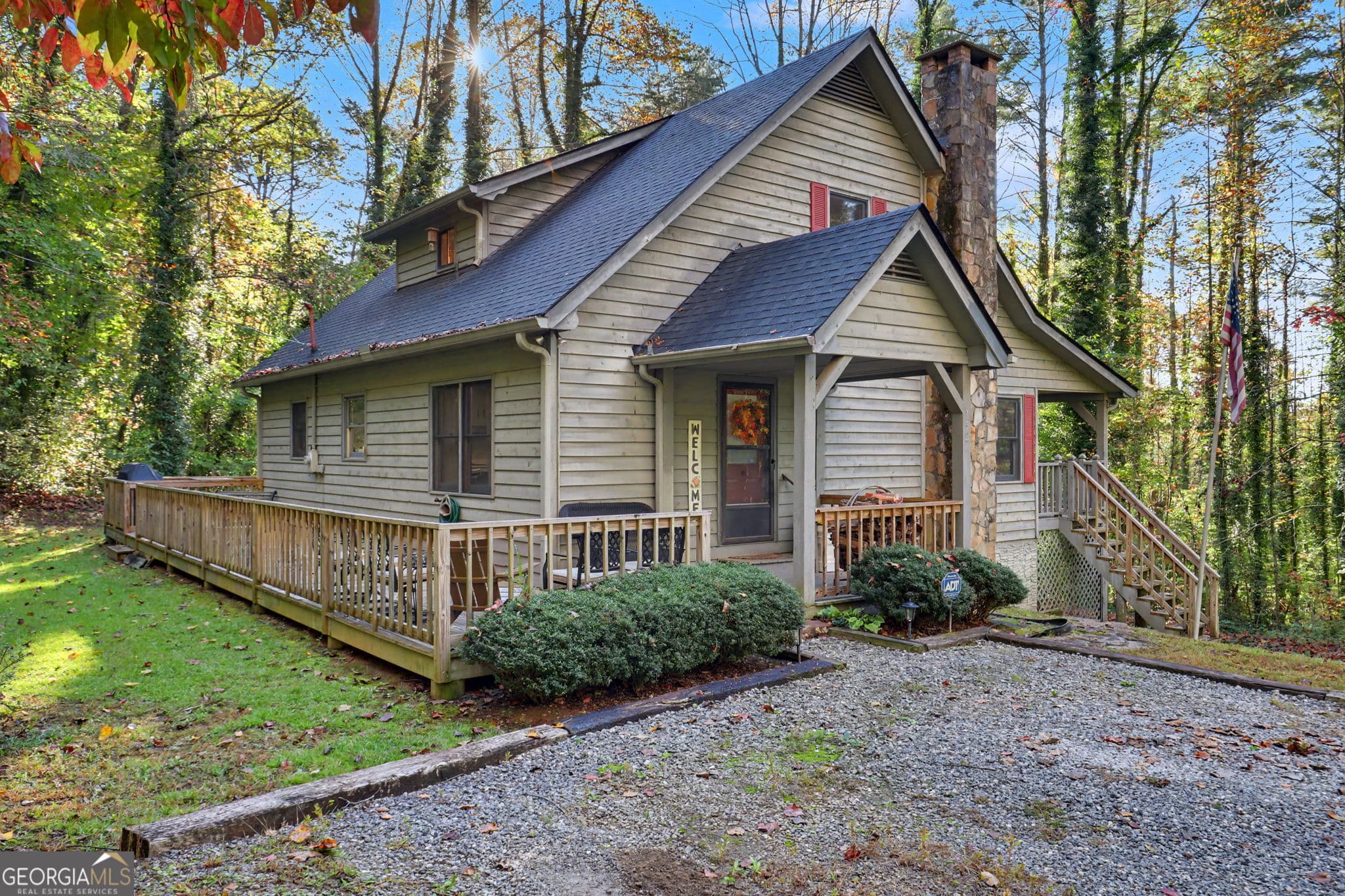 3 bedroom, 2 bathroom, 1,800 sq ft single family residence for sale at 152 Applewood Drive, Tiger, GA 30576